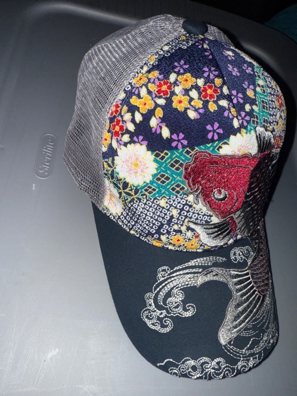 Ripple Tapestry Vintage Y2K Japanese Streetwear Embroidered Koi Fish Trucker Hat - Picture 7 of 9
